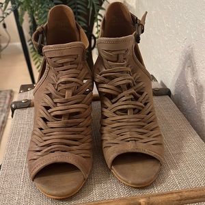 NWOT- Charles David Shoes | Charles by Charles David Open Toe-Size 8